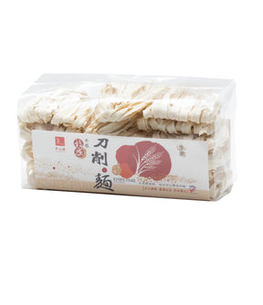 Packaged Hua Shan Sing - Knife Pare Noodles, 600g, product of Taiwan, with product labeling in Chinese characters