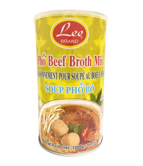 Can of Lee Brand Pho Beef Broth Mix on a white background