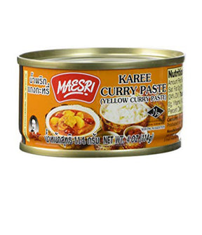 A can of Maesri Karee Curry Paste, showing the product name, brand, and an image of the curry with rice.