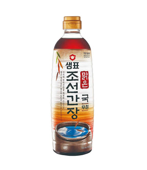 Bottle of Sempio Naturally Brewed Soy Sauce for Soup (Chosun) with Korean labeling, predominantly dark and light brown in color.