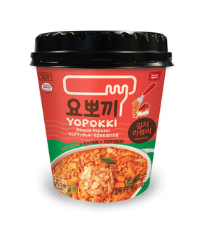 A cup of Young Poong Yopokki Kimchi Rapokki, showing the product name, image of the noodles with kimchi, and the weight of 145g.